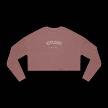 Load image into Gallery viewer, Women's Vintage Explorer Cropped Sweatshirt