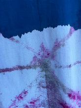 Load image into Gallery viewer, Small 'Explorer' Triangles Shirt