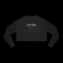 Load image into Gallery viewer, Women&#39;s Vintage Explorer Cropped Sweatshirt
